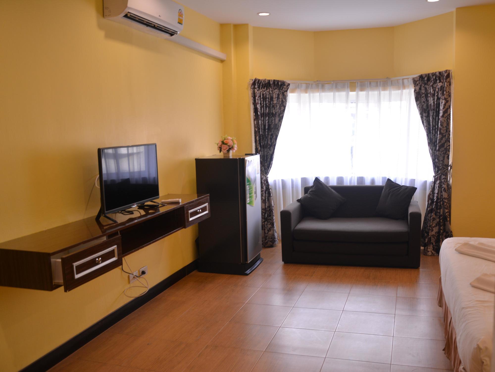 Taj Place Residency 2*